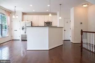 42243 Canary Grass Square, Aldie, VA 20105 - Photo 11