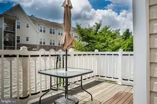 42243 Canary Grass Square, Aldie, VA 20105 - Photo 19