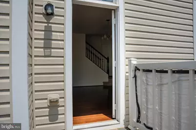 42243 Canary Grass Square, Aldie, VA 20105 - Photo 17
