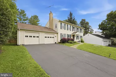 10166 Yorktown Way, Great Falls, VA 22066 - Photo 51