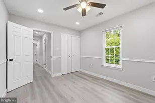10166 Yorktown Way, Great Falls, VA 22066 - Photo 35
