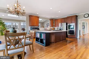 15058 Bankfield Dr, Waterford, VA 20197 - Photo 11