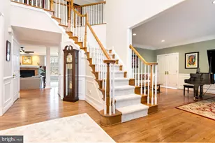 15058 Bankfield Dr, Waterford, VA 20197 - Photo 3