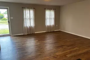 402 Dodd Ct NW, Leesburg, VA 20176 - Photo 5