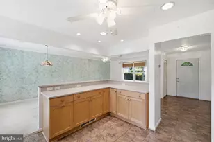 1206 E Iberia Rd, Sterling, VA 20164 - Photo 13