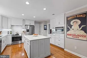20812 Waterbeach Pl, Sterling, VA 20165 - Photo 15