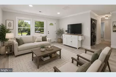 501 E Poplar Road E, Sterling, VA 20164 - Photo 5