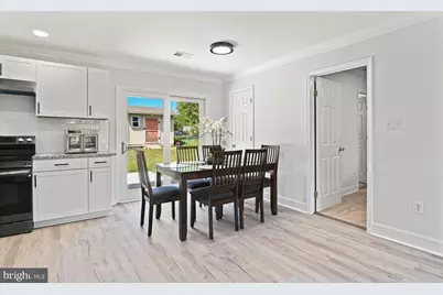 501 E Poplar Road E, Sterling, VA 20164 - Photo 7