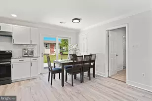 501 E Poplar Road E, Sterling, VA 20164 - Photo 7