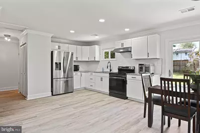 501 E Poplar Road E, Sterling, VA 20164 - Photo 11
