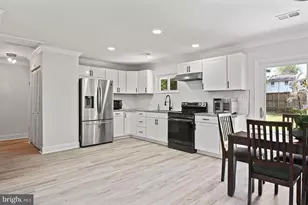 501 E Poplar Road E, Sterling, VA 20164 - Photo 11