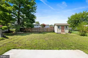 501 E Poplar Road E, Sterling, VA 20164 - Photo 39