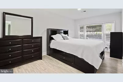 501 E Poplar Road E, Sterling, VA 20164 - Photo 31