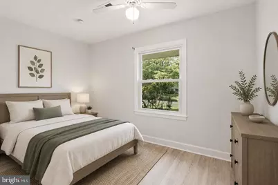 501 E Poplar Road E, Sterling, VA 20164 - Photo 27