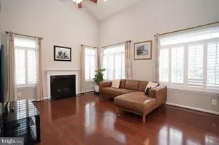 20779 Crescent Pointe Pl, Ashburn, VA 20147 - Photo 11