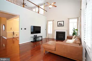 20779 Crescent Pointe Pl, Ashburn, VA 20147 - Photo 9