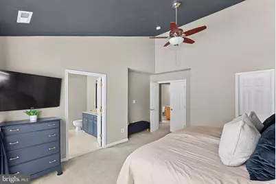 24651 Clock Tower Square, Aldie, VA 20105 - Photo 23