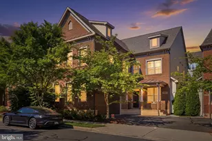 20623 Holyoke Dr, Ashburn, VA 20147 - Photo 1