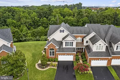 22970 Weybridge Square, Broadlands, VA 20148 - Photo 3
