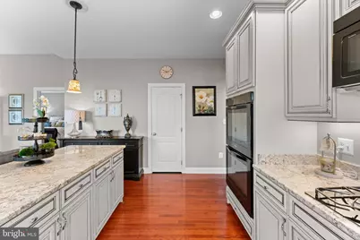 22970 Weybridge Square, Broadlands, VA 20148 - Photo 23