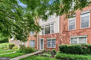 25033 Justice Dr, Chantilly, VA 20152 - Photo 1