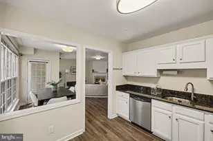 45495 Caboose Terrace, Sterling, VA 20166 - Photo 5