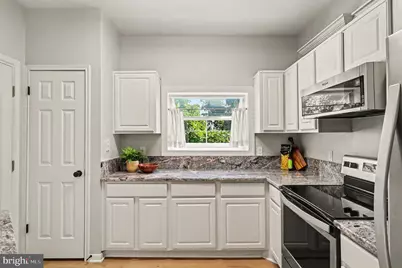 676 Gateway Drive SE #812, Leesburg, VA 20175 - Photo 25