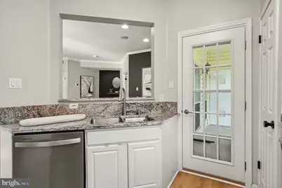 676 Gateway Drive SE #812, Leesburg, VA 20175 - Photo 23