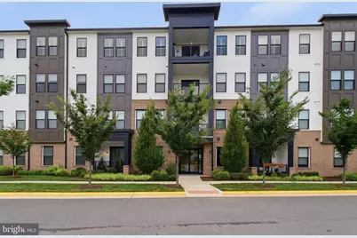23639 Golden Embers Square #302, Ashburn, VA 20148 - Photo 3