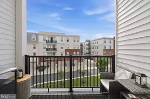 23639 Golden Embers Square, Ashburn, VA 20148 - Photo 9