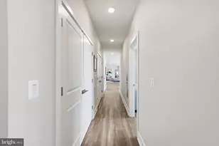 23639 Golden Embers Square, Ashburn, VA 20148 - Photo 29