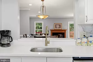 21140 Winding Brook Square, Ashburn, VA 20147 - Photo 9