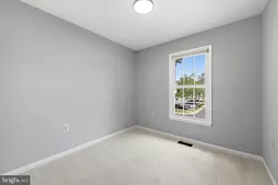 21140 Winding Brook Square, Ashburn, VA 20147 - Photo 25