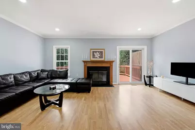 21140 Winding Brook Square, Ashburn, VA 20147 - Photo 17