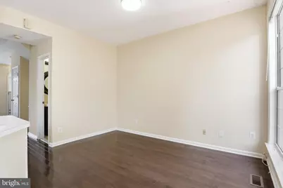 47606 Watkins Island Square, Sterling, VA 20165 - Photo 13