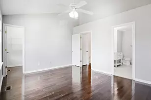 47606 Watkins Island Square, Sterling, VA 20165 - Photo 23
