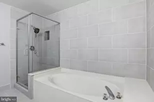 47606 Watkins Island Square, Sterling, VA 20165 - Photo 27