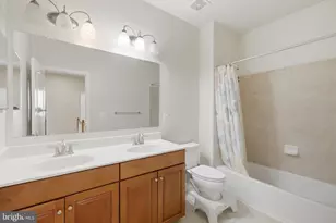 20920 Ashburn Heights Dr, Ashburn, VA 20148 - Photo 27