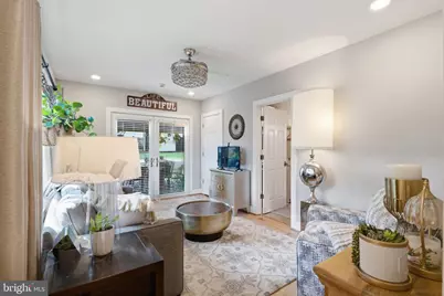 611 S King Street, Leesburg, VA 20175 - Photo 13