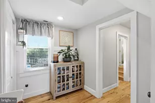 611 S King St, Leesburg, VA 20175 - Photo 7