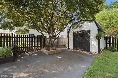 611 S King Street, Leesburg, VA 20175 - Photo 31