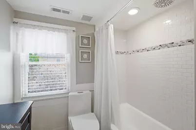 611 S King Street, Leesburg, VA 20175 - Photo 25