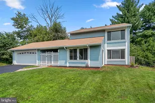 13 Wrightwood Pl, Sterling, VA 20164 - Photo 3