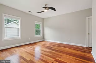 20262 Redrose Dr, Sterling, VA 20165 - Photo 45