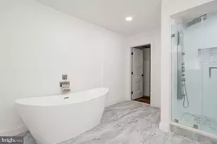 20262 Redrose Dr, Sterling, VA 20165 - Photo 63