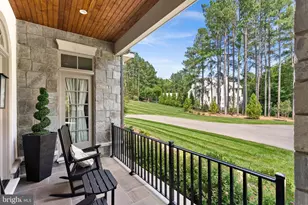 22563 Creighton Farms Dr, Leesburg, VA 20175 - Photo 3