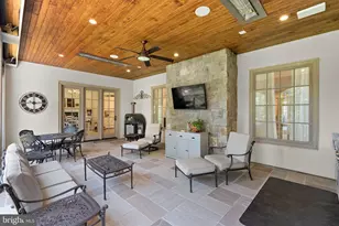 22563 Creighton Farms Dr, Leesburg, VA 20175 - Photo 23