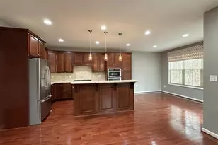 23289 Tradewind Dr, Brambleton, VA 20148 - Photo 11