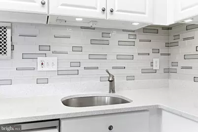 125 Clubhouse Drive SW #6, Leesburg, VA 20175 - Photo 5
