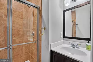 20369 Potomac Landing Terrace, Sterling, VA 20165 - Photo 23